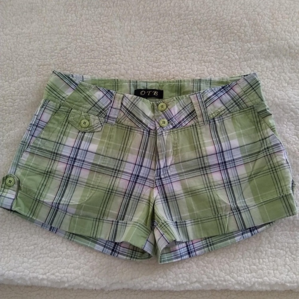 5/$25 OTB Dillards Plaid summer shorts 5/6